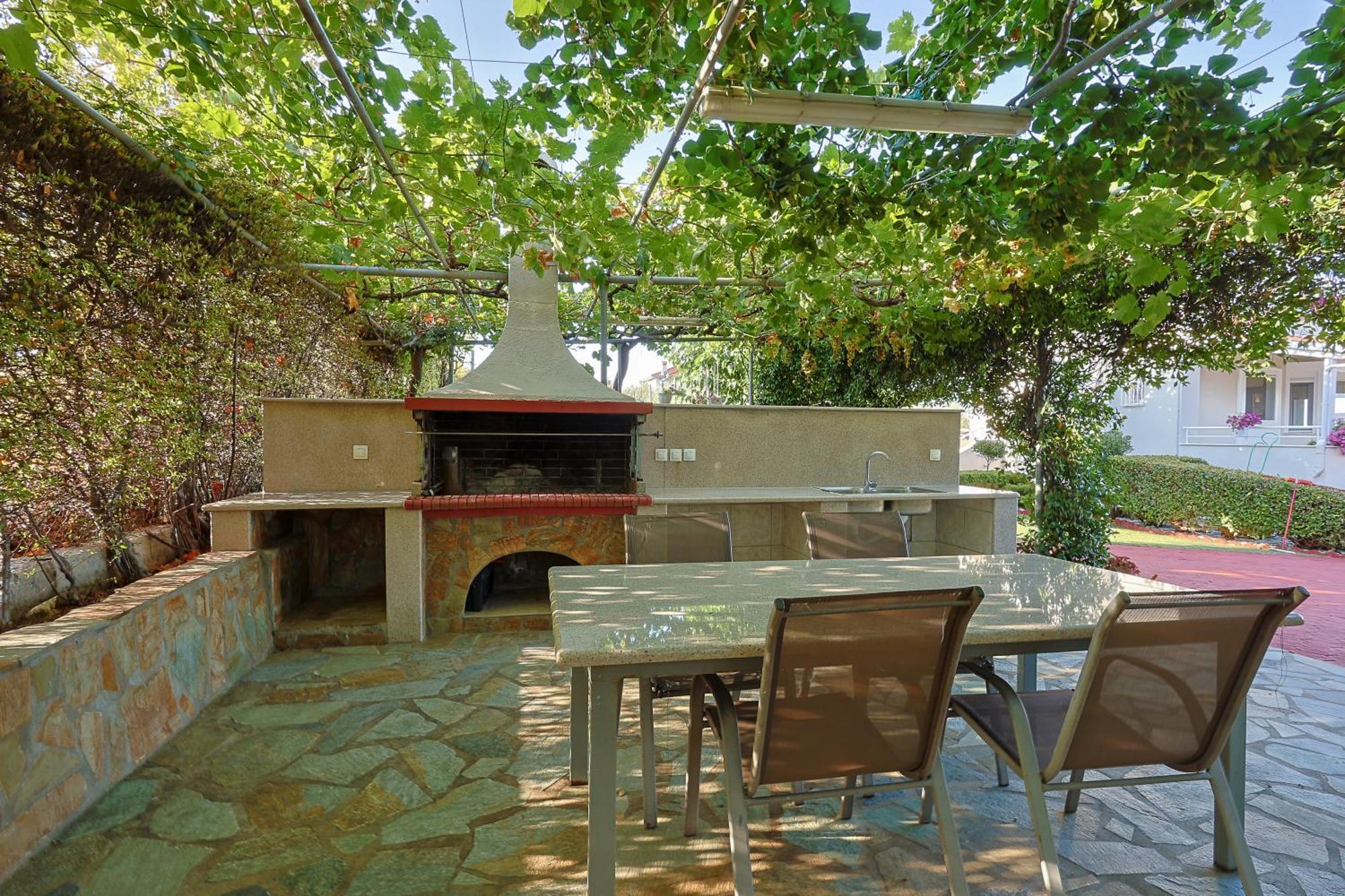 Villa Tammy'S Garden House à Leptokaryá Extérieur photo